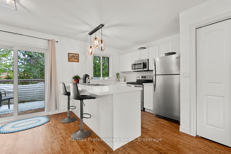 200 Pine Street 68, Bracebridge, On P1l 2h9