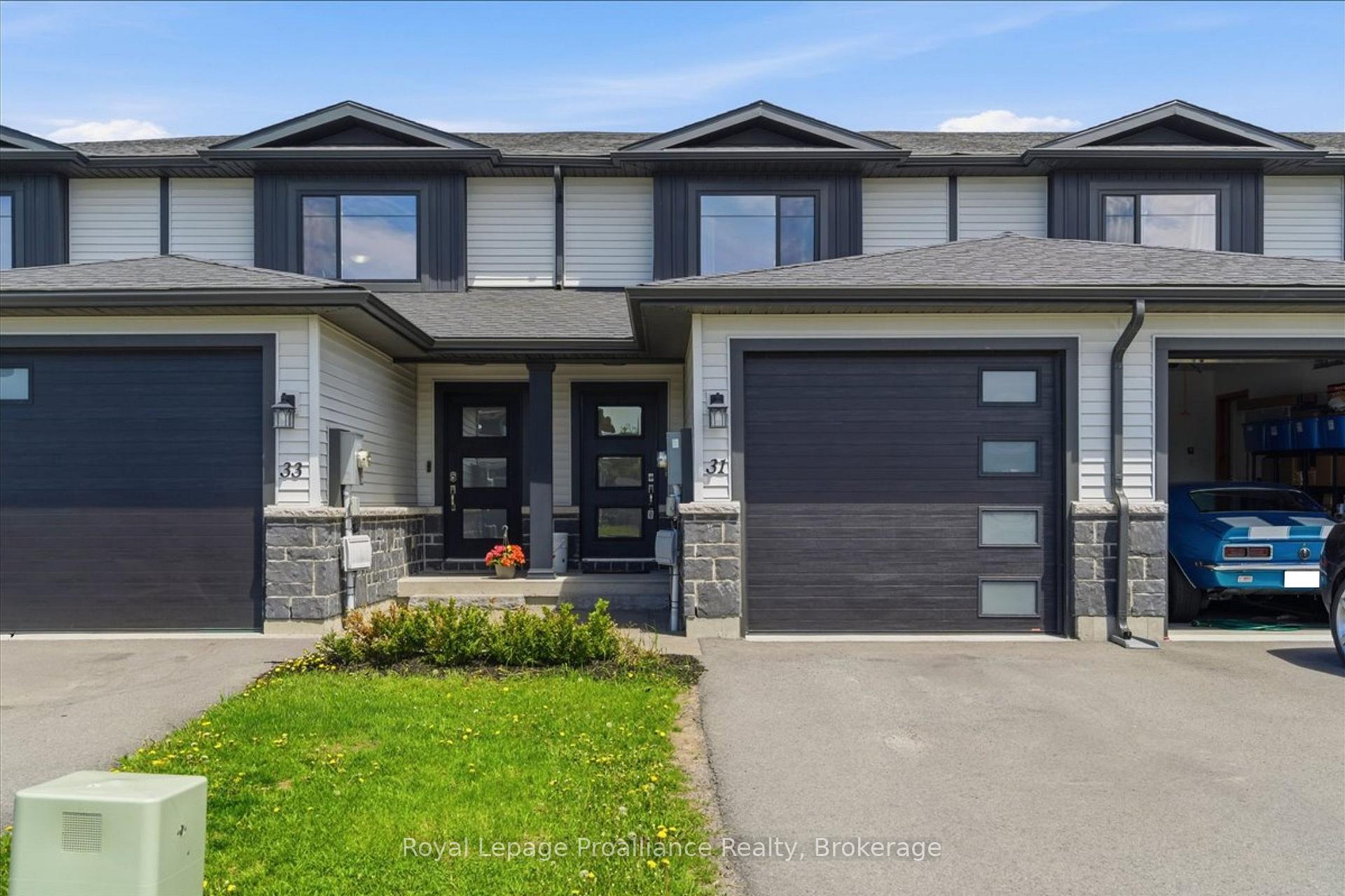 31 Dewal Place, Belleville, On K8p 0h3