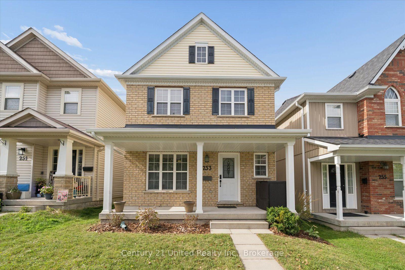 253 Bowen Drive, Peterborough, On K9h 0b8