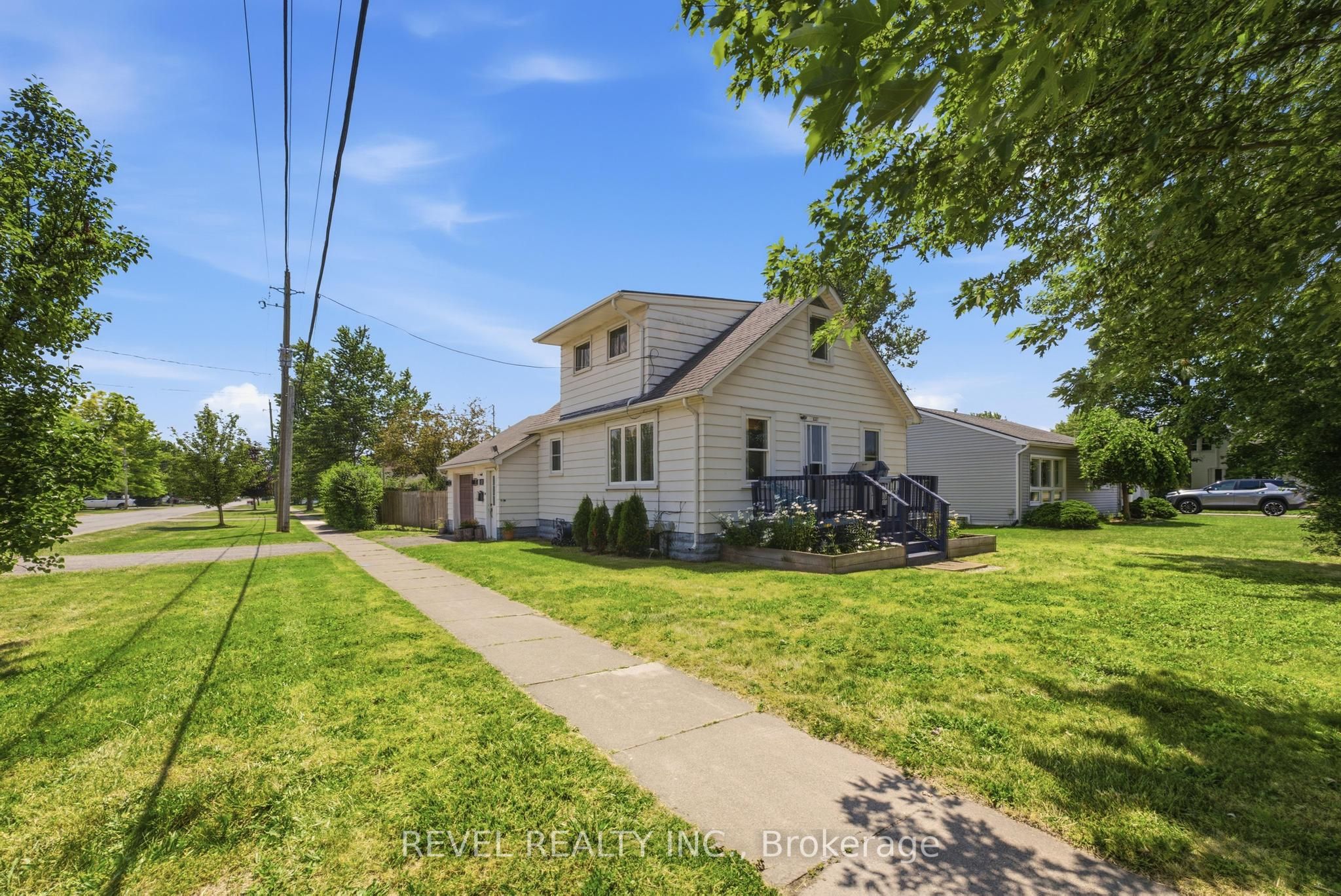 1217 Orchard Avenue, Fort Erie, On L2a 3c8