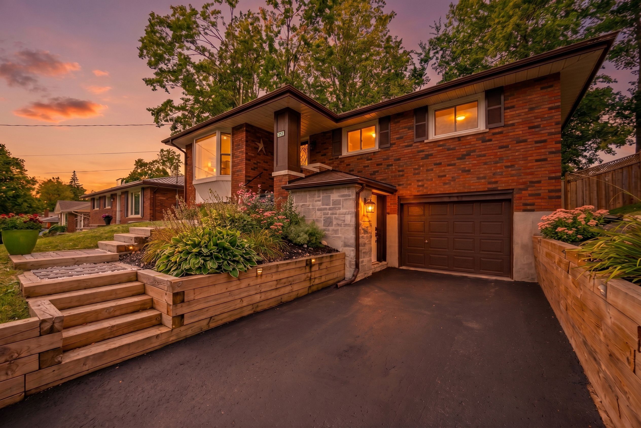 313 Lindan Avenue, Selwyn, On K9l 1k8