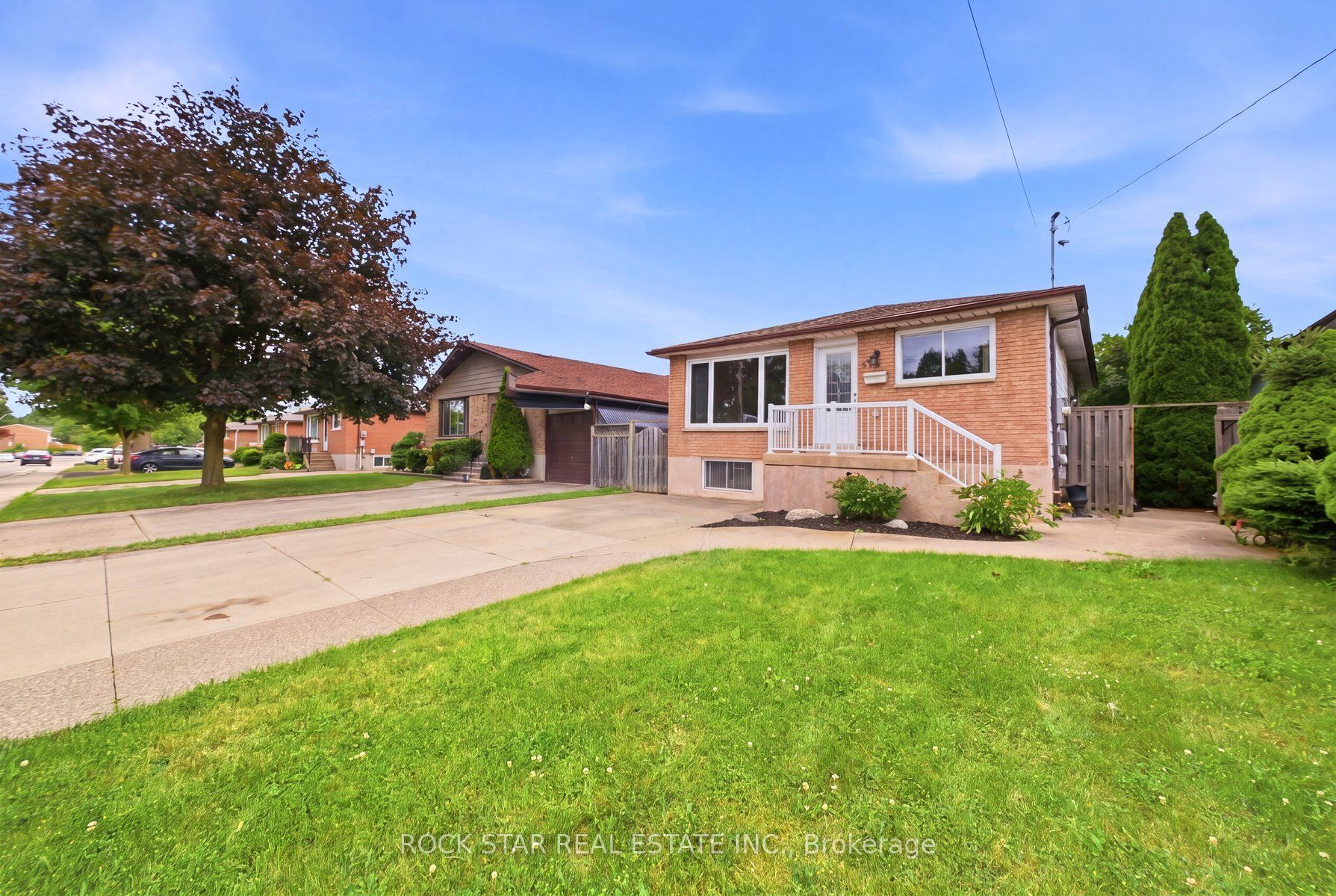 59 Aterno Drive Main, Hamilton, On L9c 5s4