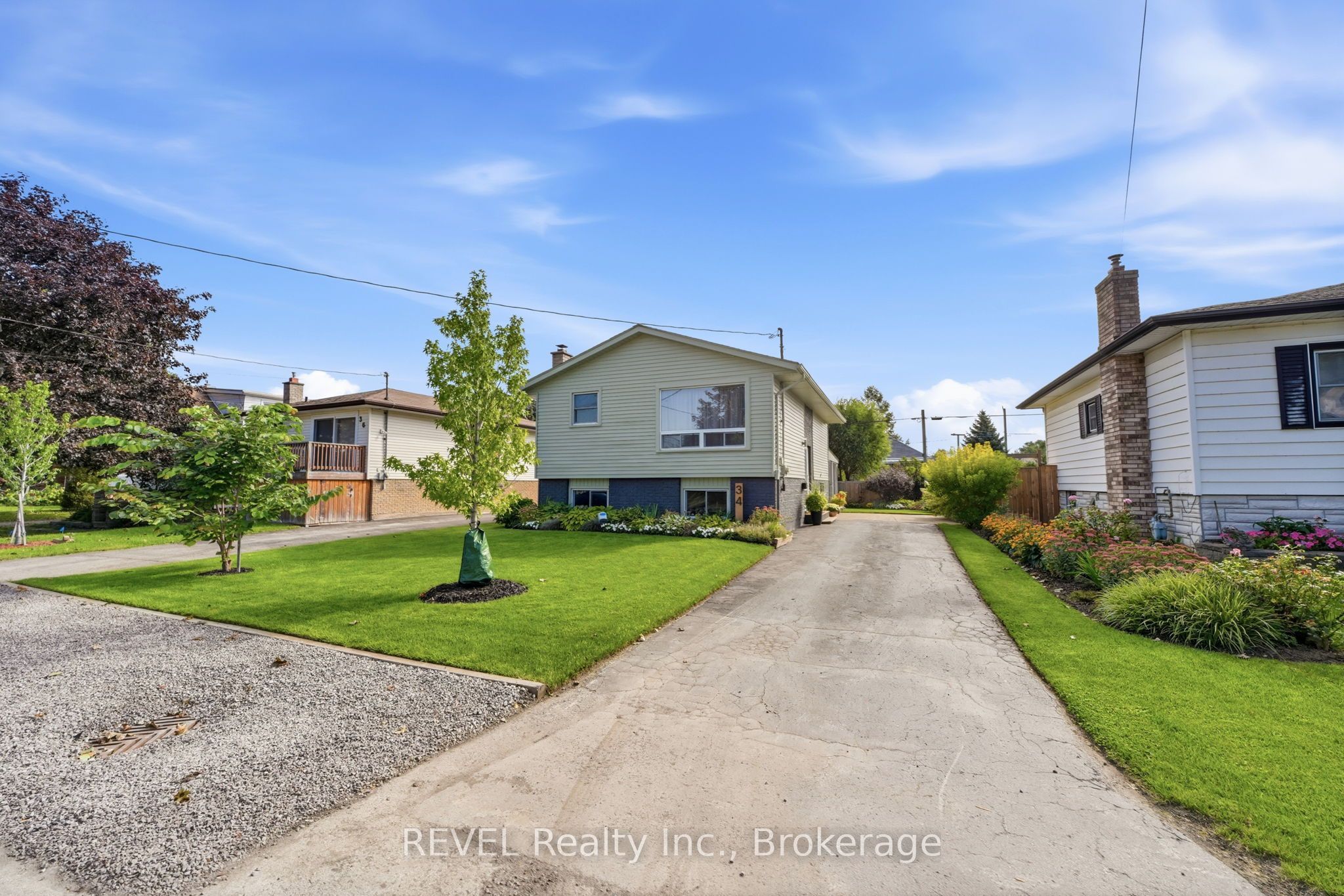 34 Oakwood Street, Port Colborne, On L3k 5e9