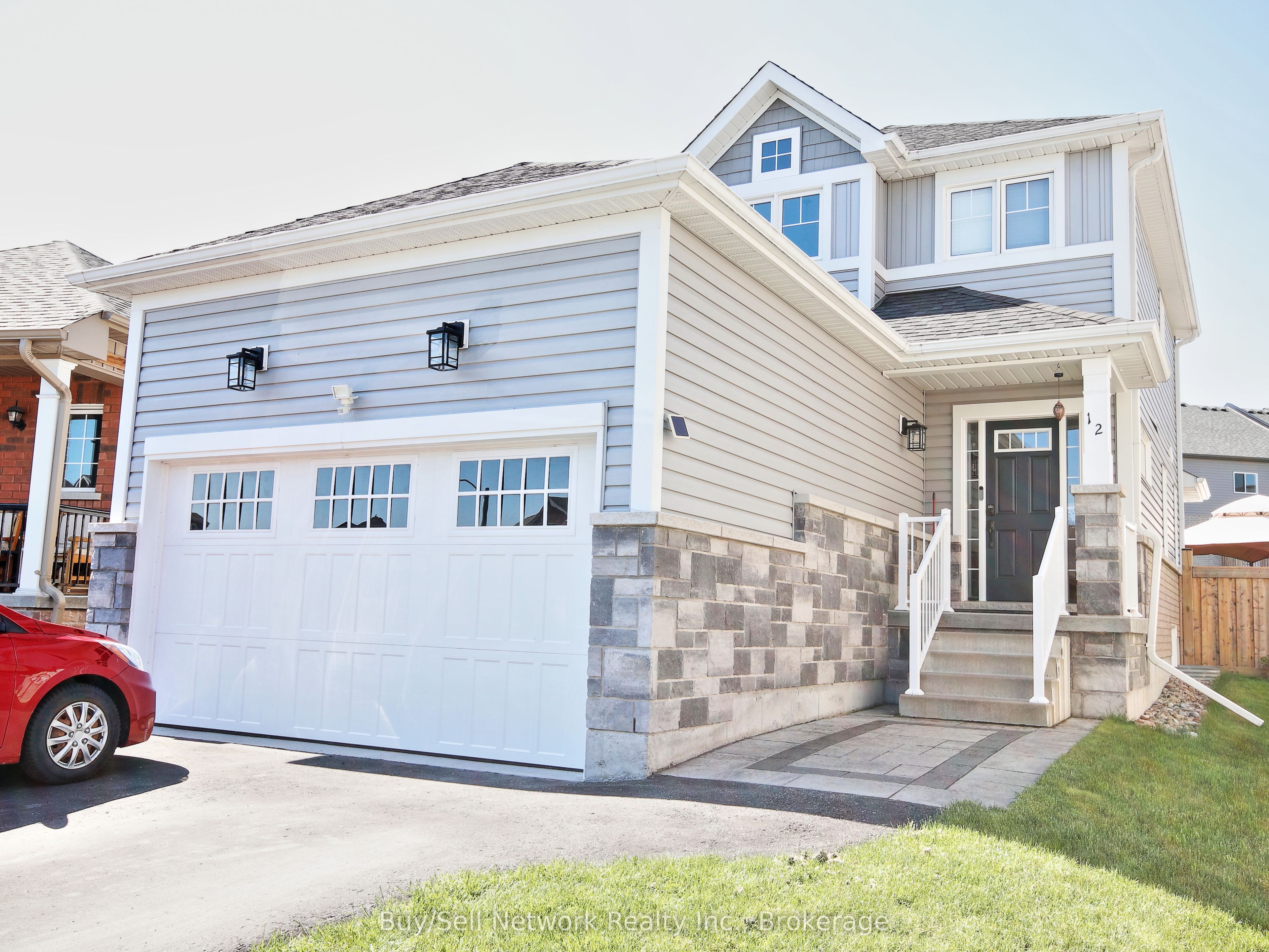 12 Summer Lane, Peterborough, On K9l 0g4
