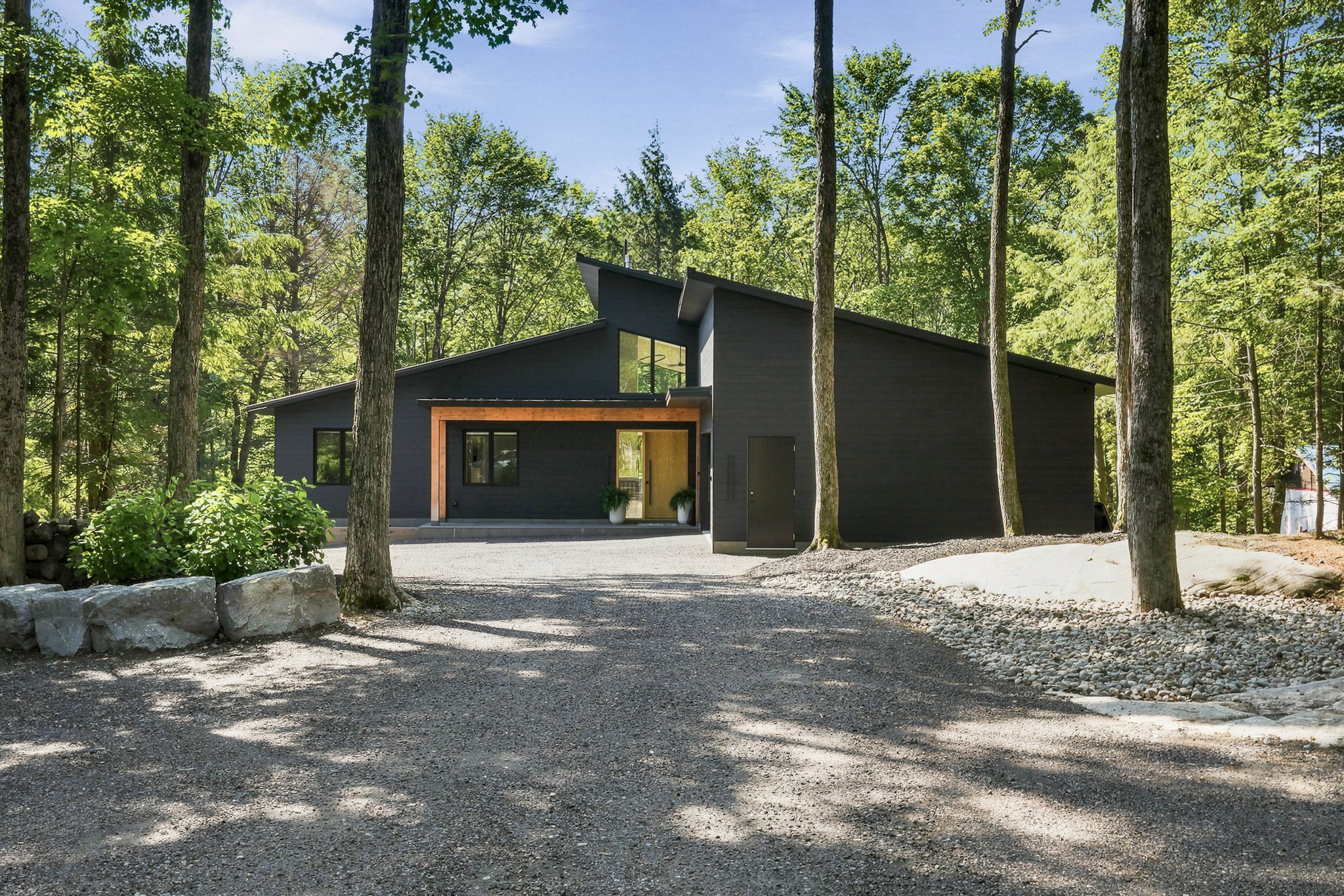 1192 High Falls Road, Bracebridge, On P1l 0l1
