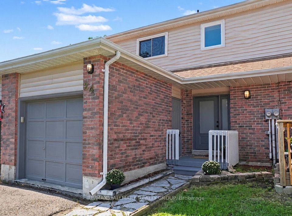 24 Garden Avenue, Perth, On K7h 3l9