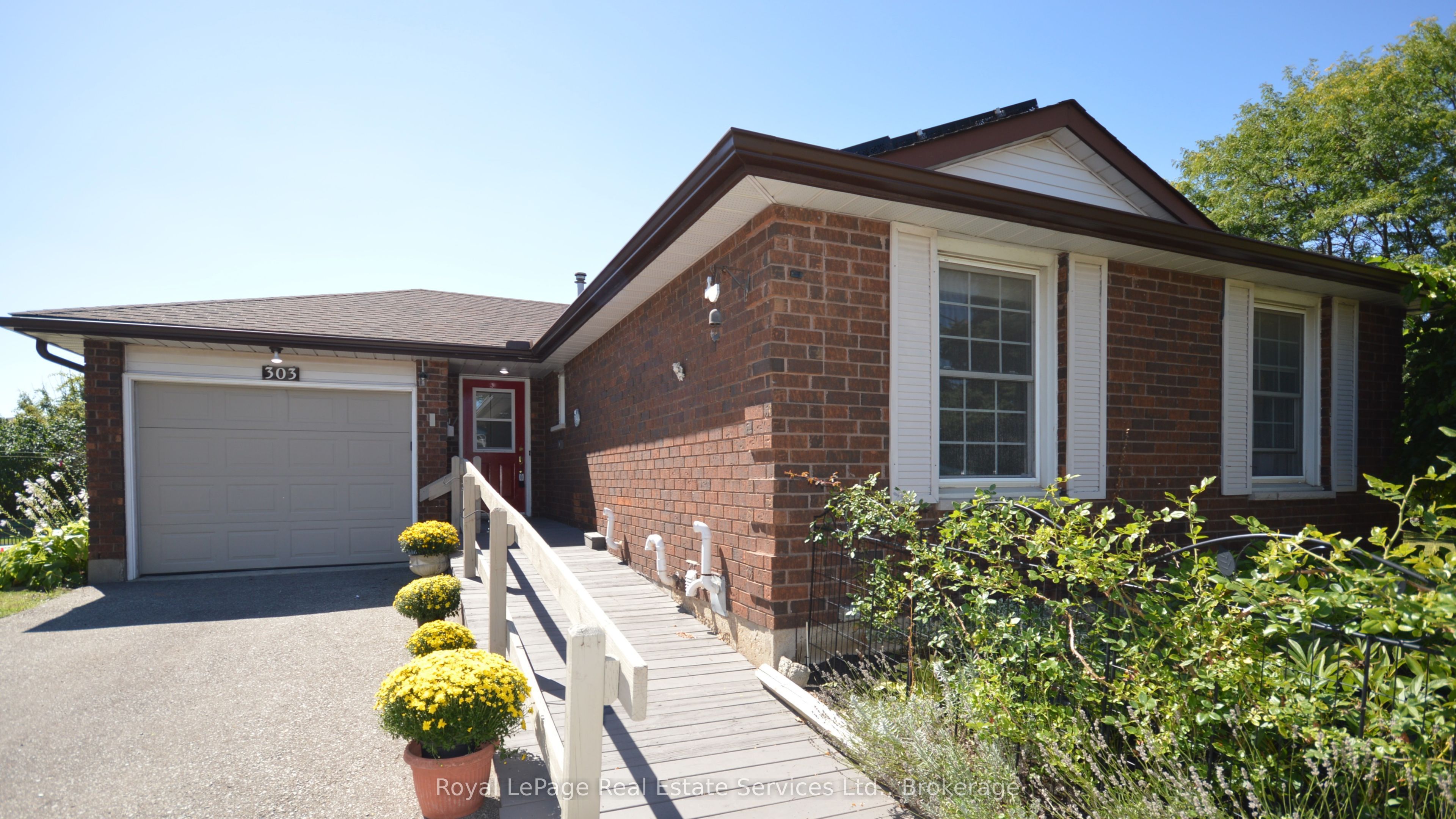 303 Grand Ridge Drive, Cambridge, On N1s 4w9