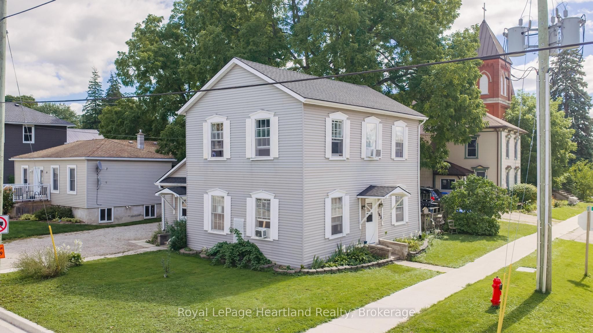 103 James St Street, Central Huron, On N0m 1l0