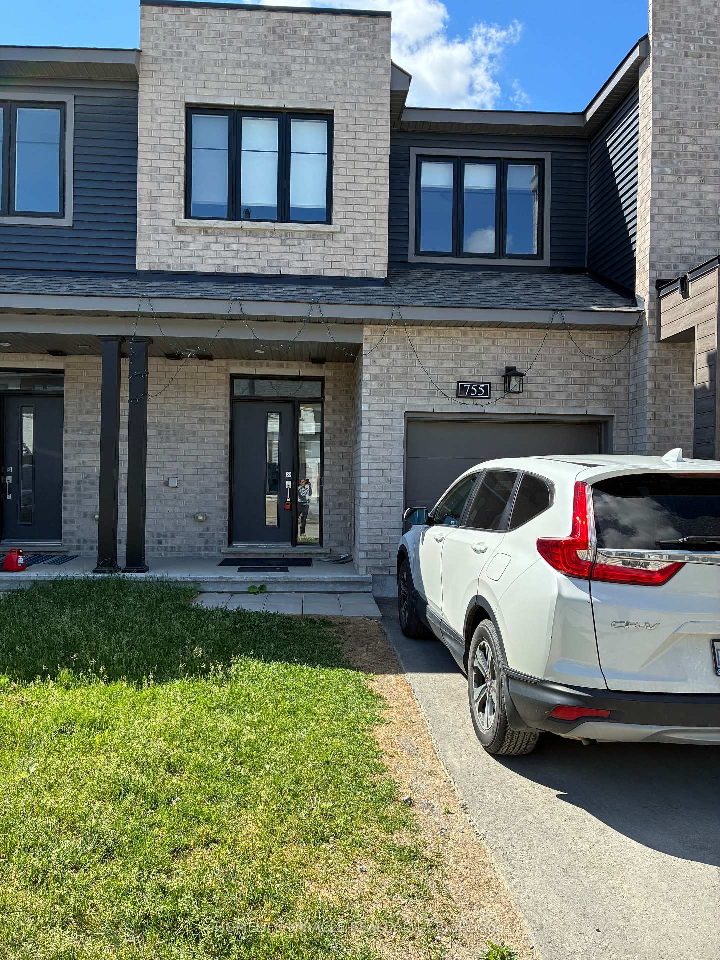 755 Fairline Row, Kanata, On K2v 0m4