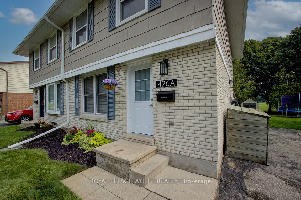 426a Dunvegan Drive, Waterloo, On N2k 2c7
