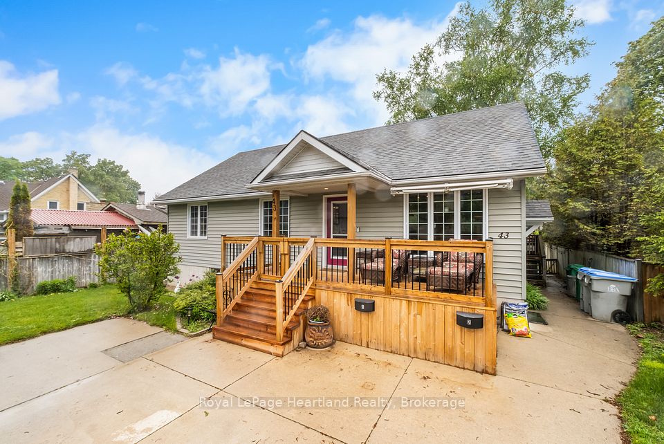 43 Raglan Street E 2, Goderich, On N7a 1g6