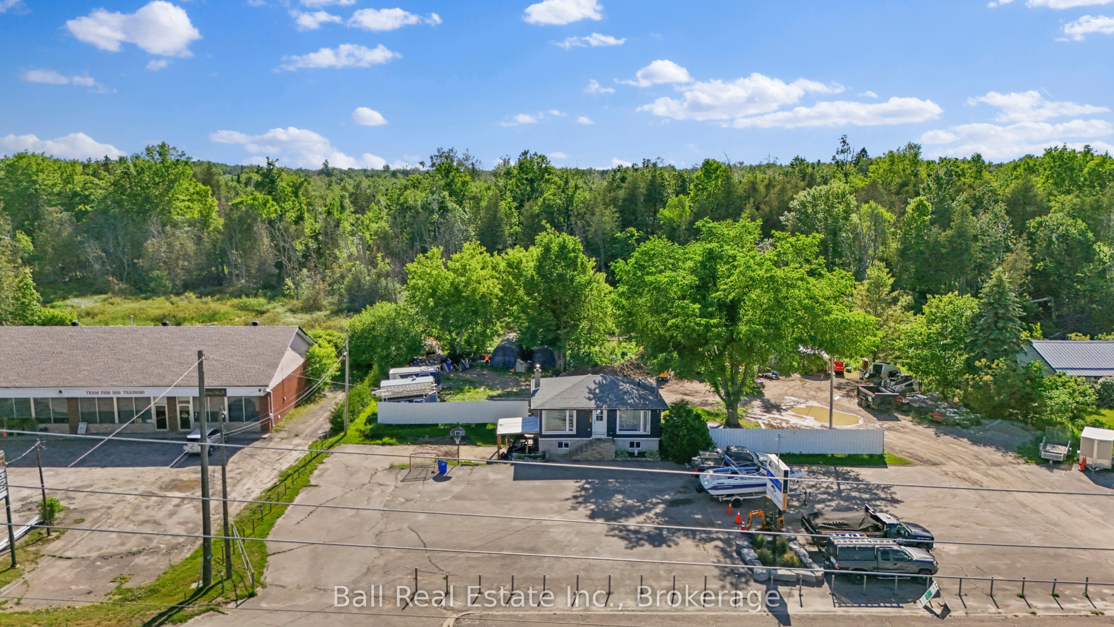 3171 Lakefield Road, Selwyn, On K9j 6x5