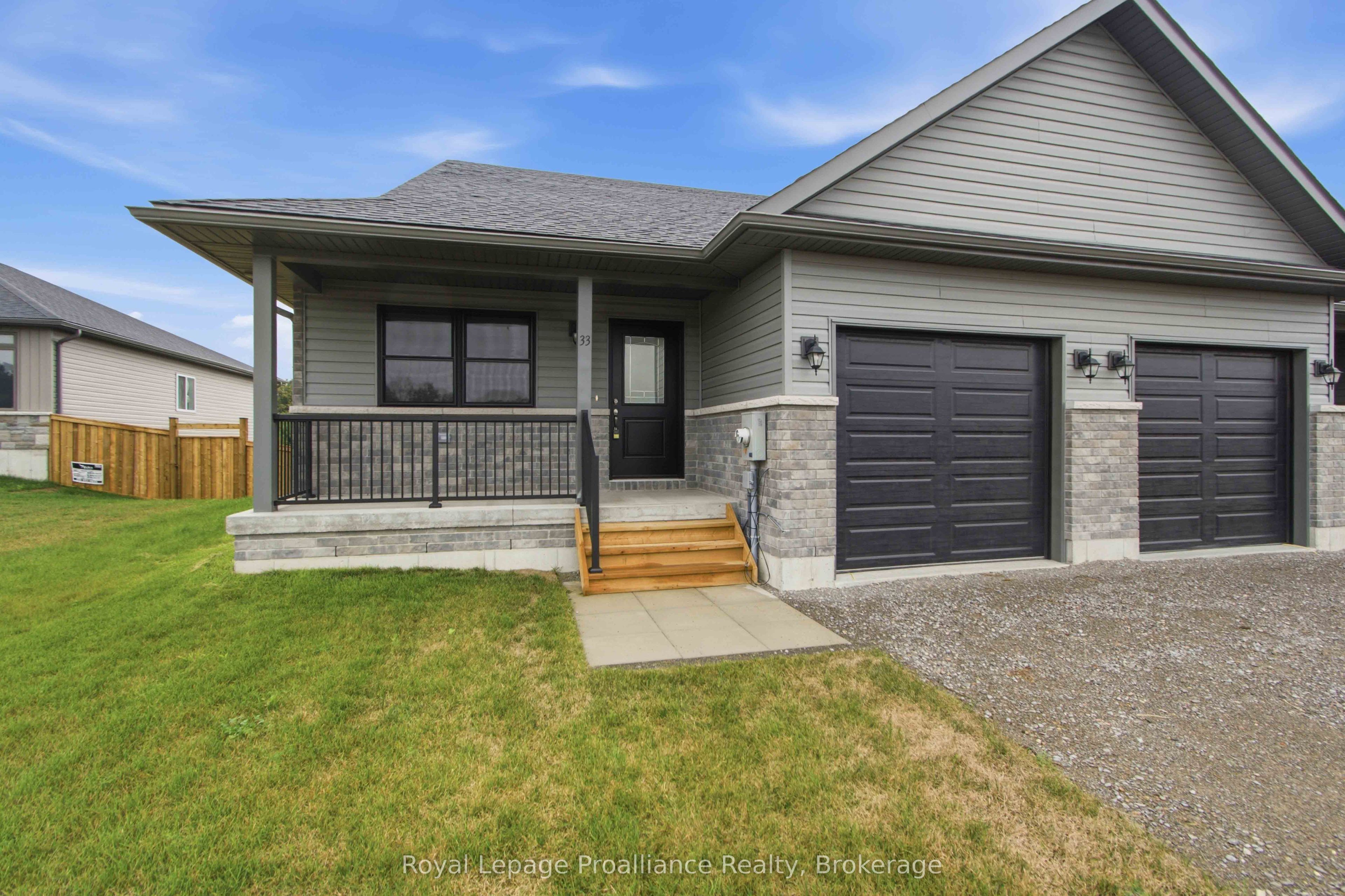 33 Clayton John Avenue, Brighton, On K0k 1h0