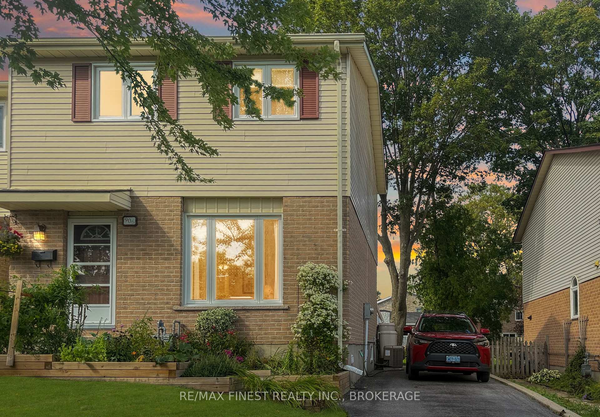 906 Purcell Crescent, Kingston, On K7p 1b9