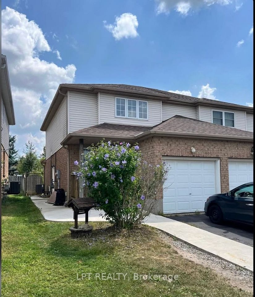26 Activa Avenue Lower, Kitchener, On N2e 3r2