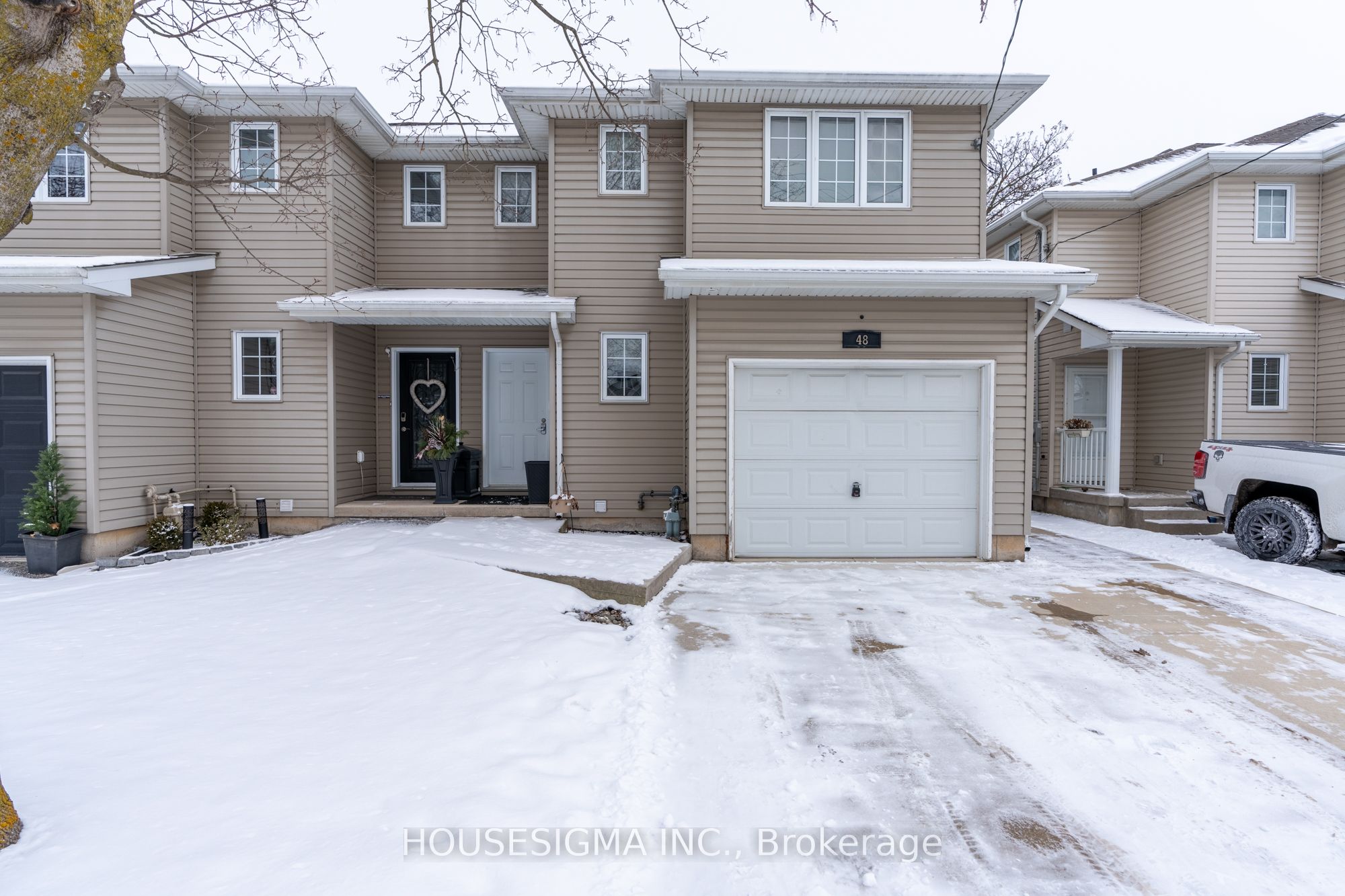 48 South Street N, Thorold, On L0s 1k0