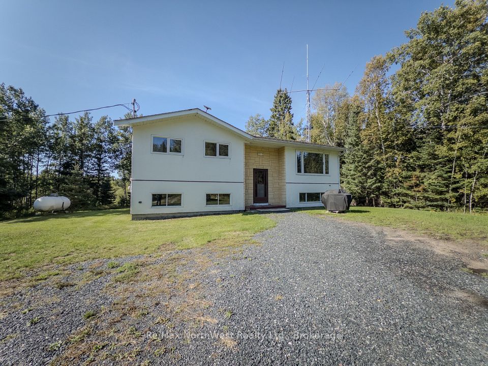 693 Carlton Road, Kenora, On P9n 0b8