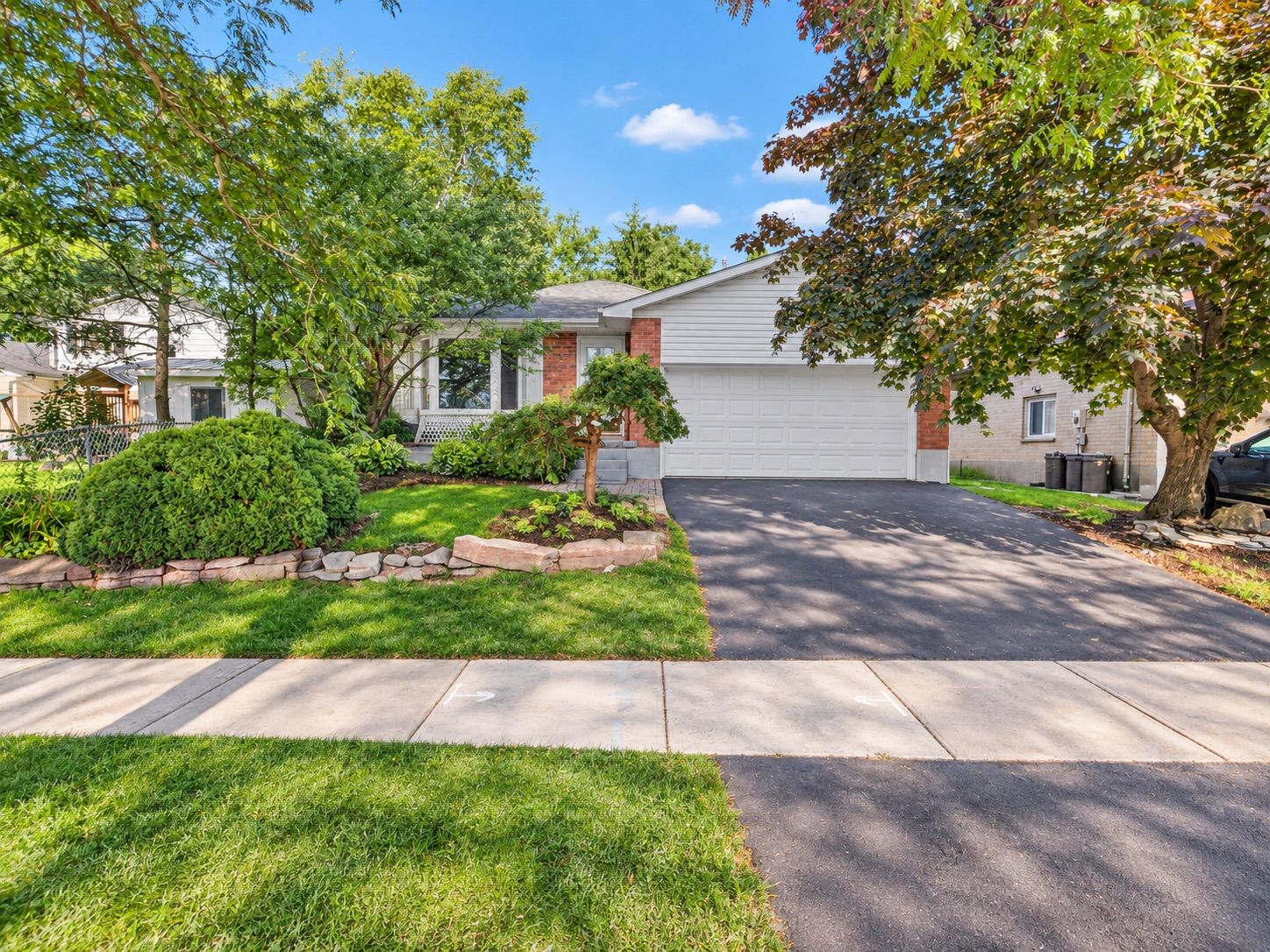 174 Highview Avenue E, London South, On N6c 5g7