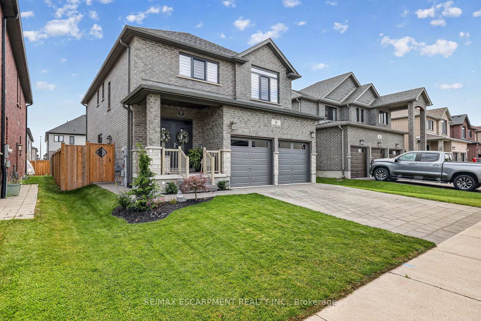 9 Gibbons Road, Brant, On N3l 0e9