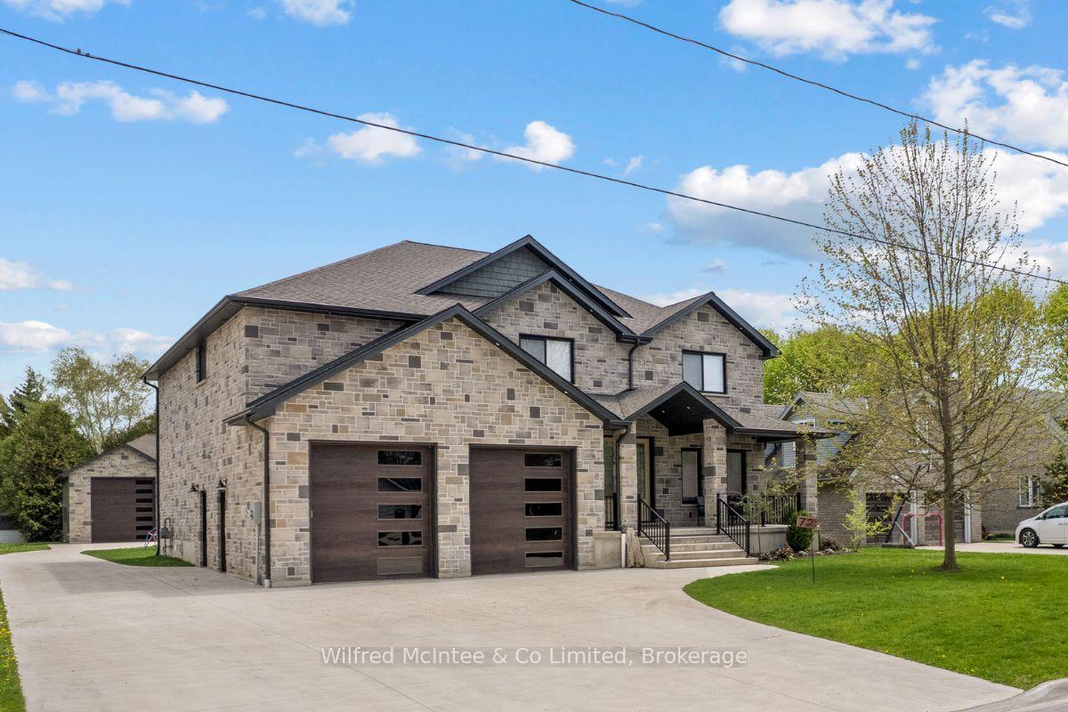 72 Victoria Street S, Saugeen Shores, On N0h 2l0