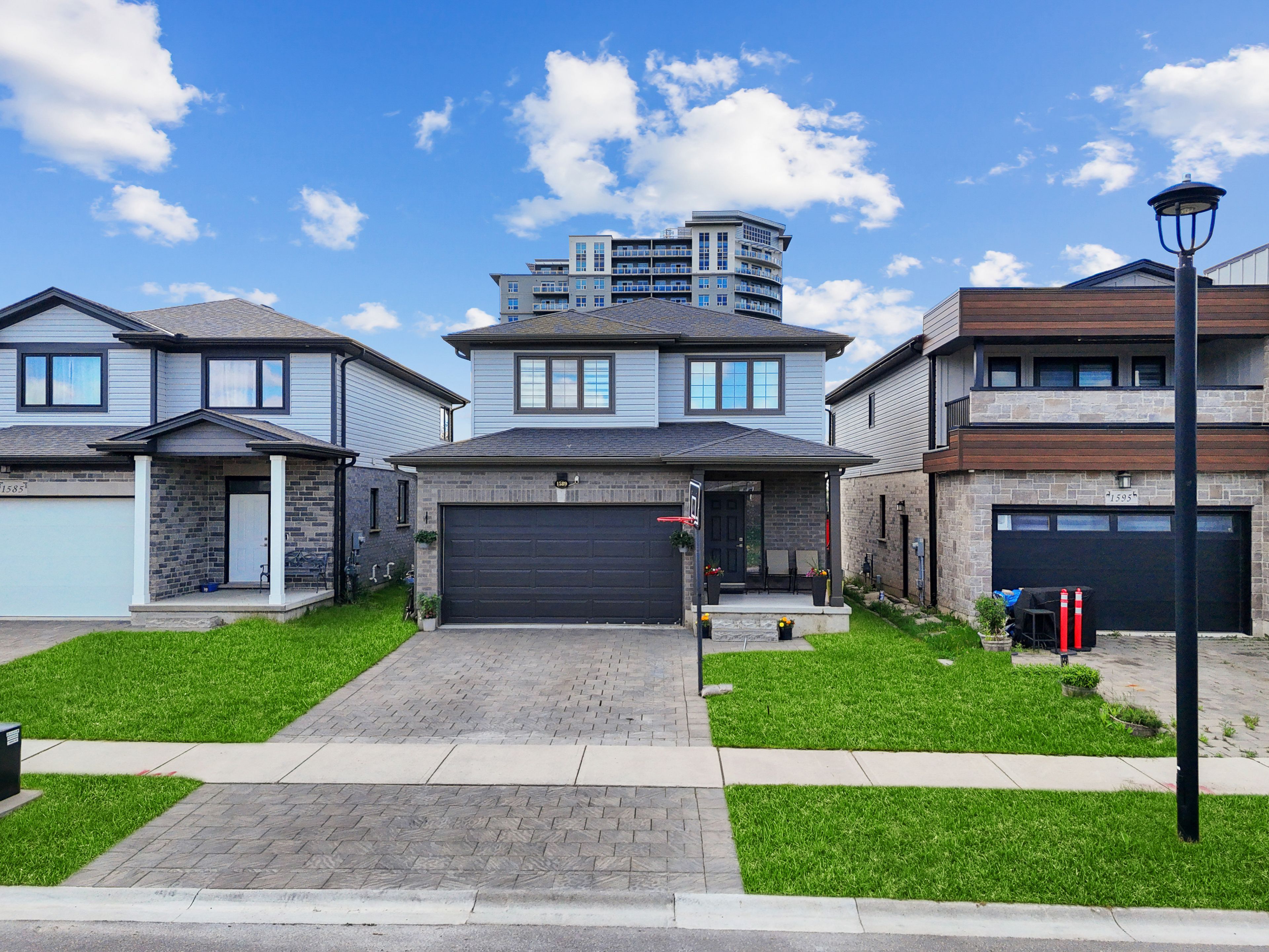 1589 Henrica Avenue, London North, On N6g 0y1