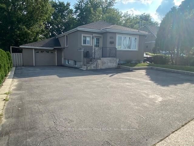 561 Mohawk Road W, Hamilton, On L9c 1x5