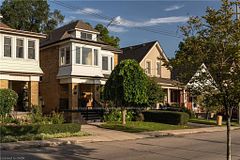 50 Norway Avenue, Hamilton, On L8m 2v7