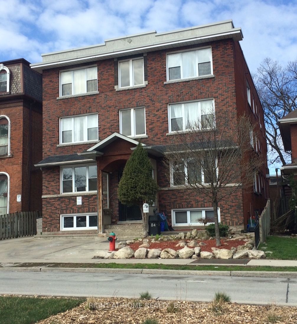 84 Proctor Boulevard, Hamilton, On L8m 2m4