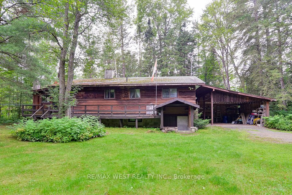 52 Robert Road W, Huntsville, On P1h 2j4