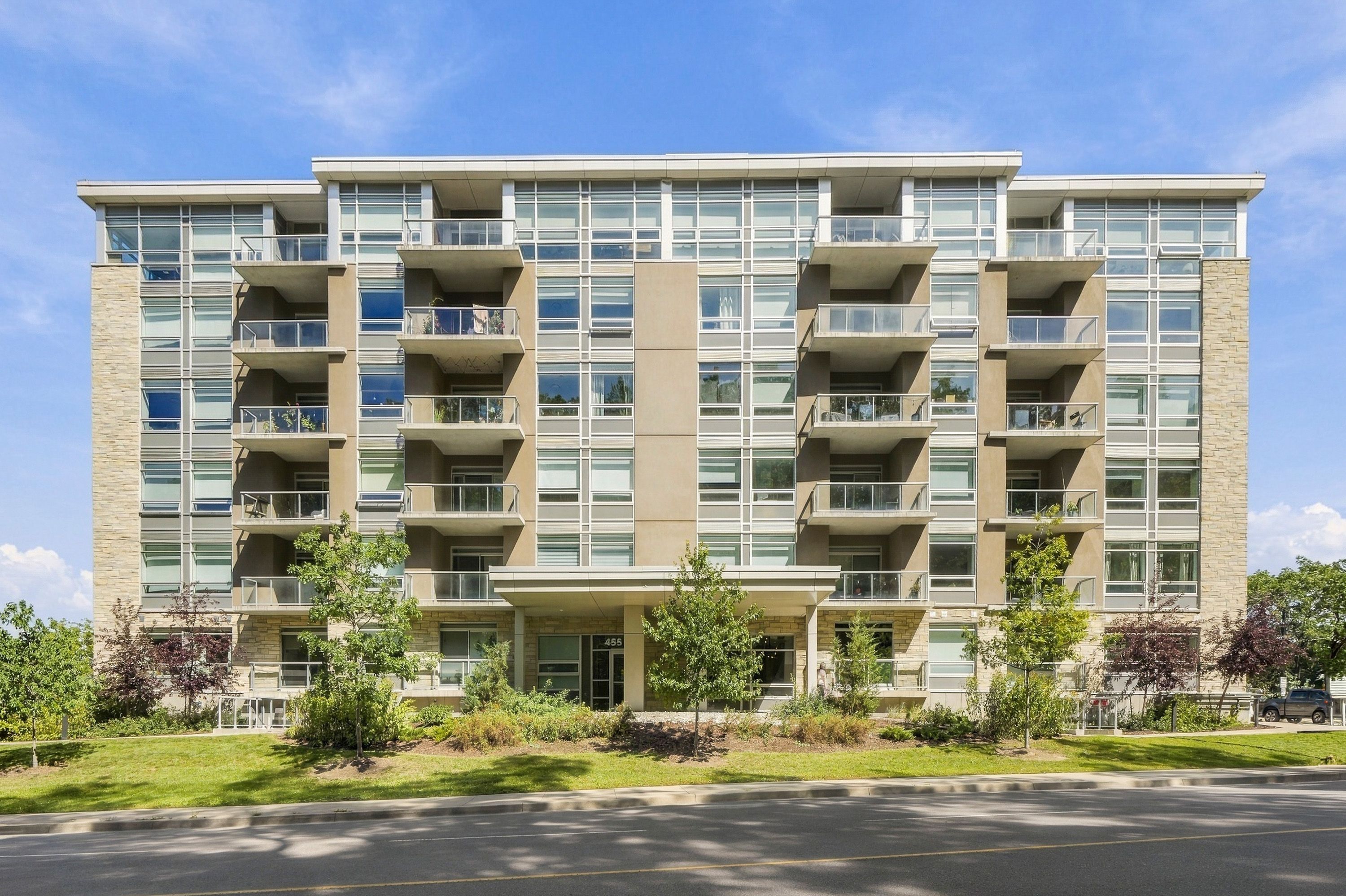 455 Charlton Avenue E 502, Hamilton, On L8n 0b2