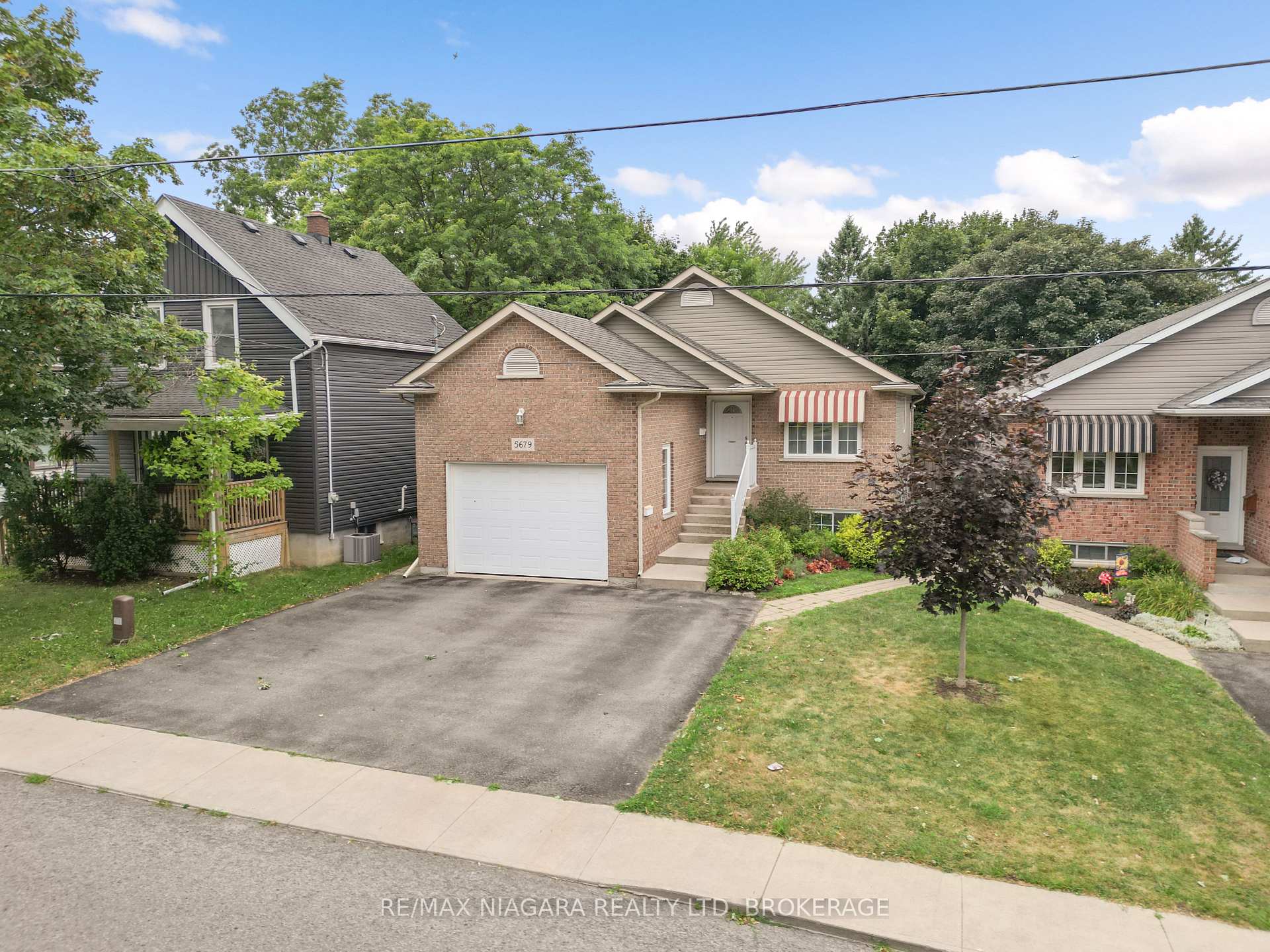 5679 Highland Avenue, Niagara Falls, On L2g 4x2