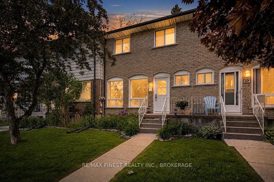 30 Addington Street 14, Loyalist, On K7n 1c5