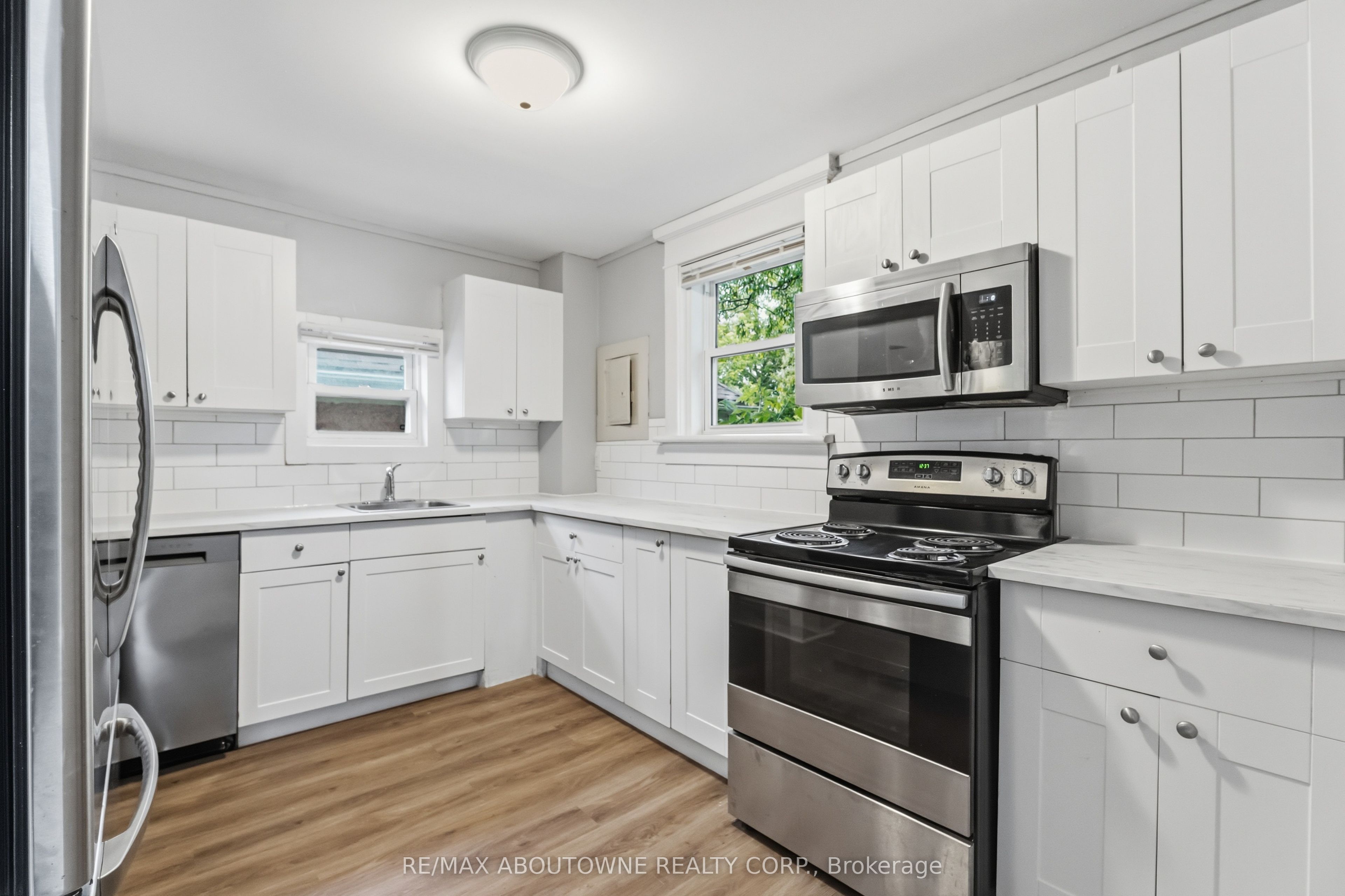 107 Lake Street, St. Catharines, On L2r 5x7