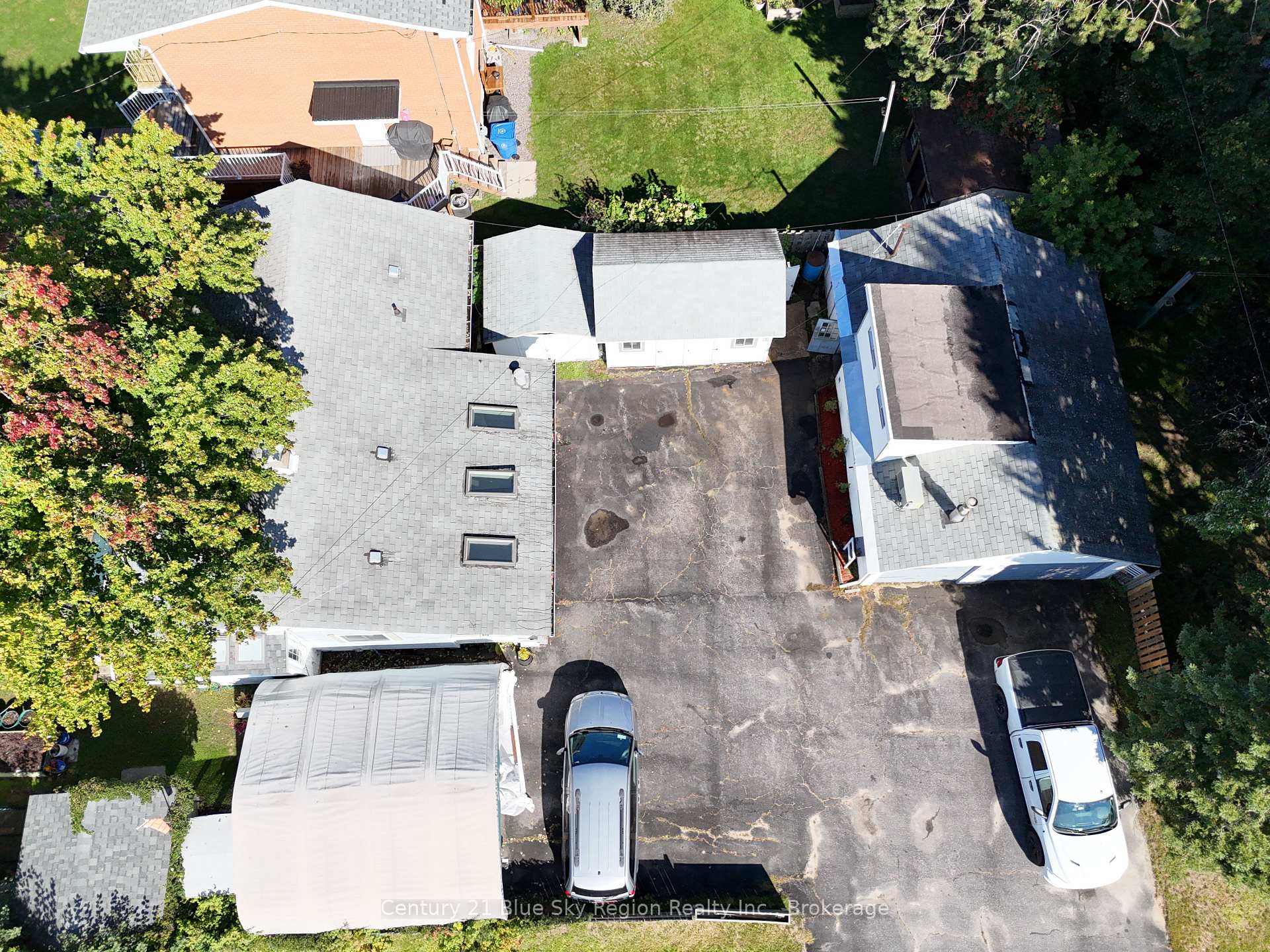 142 Lee Avenue, North Bay, On P1a 2k2