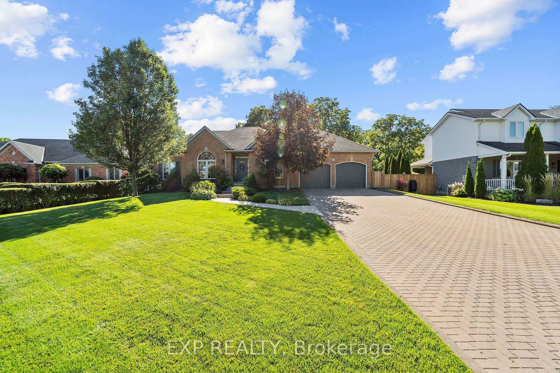 35 Heritage Place, Middlesex Centre, On N0m 2a0