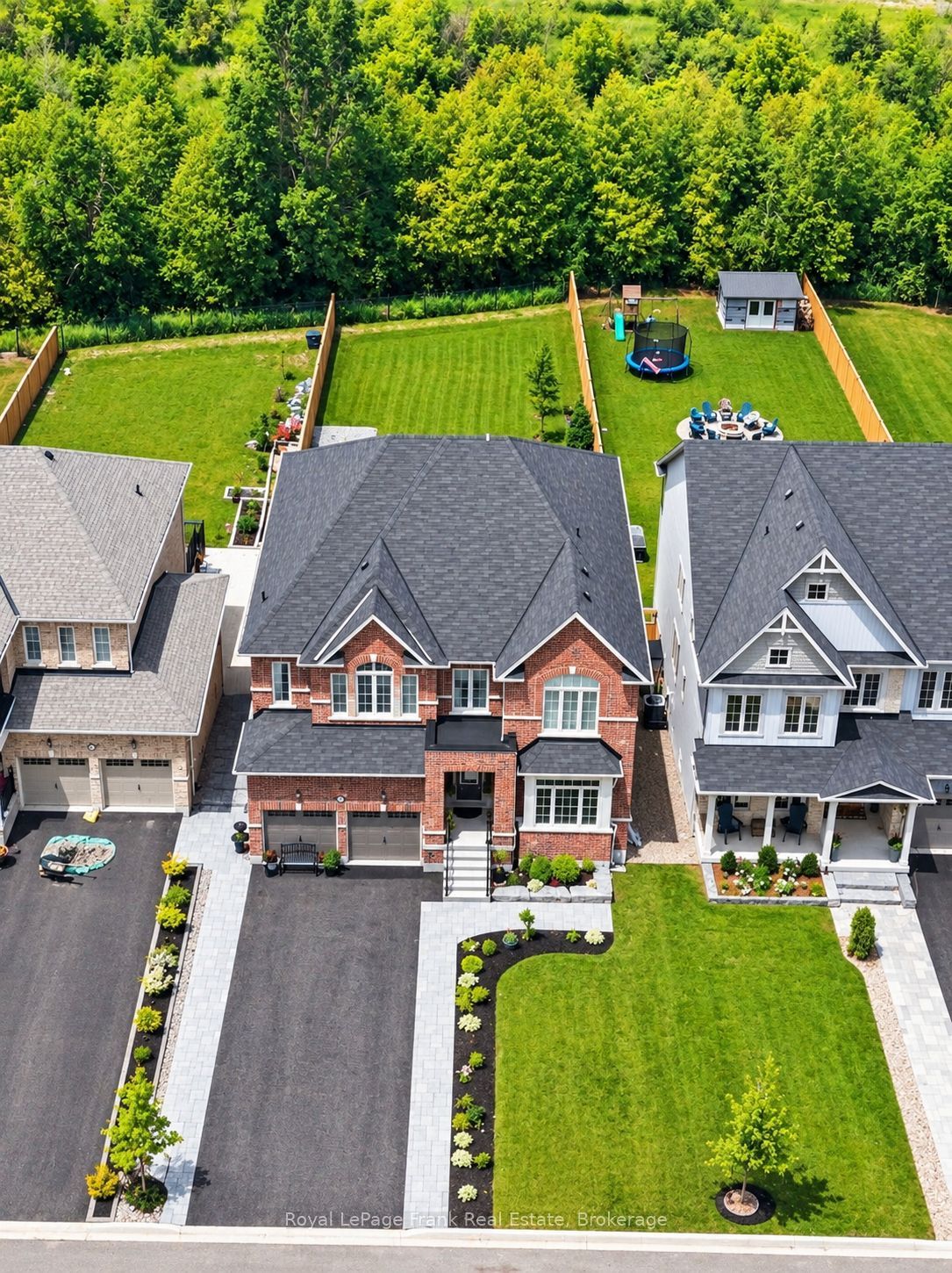 60 Hennessey Crescent, Kawartha Lakes, On K9v 0p3