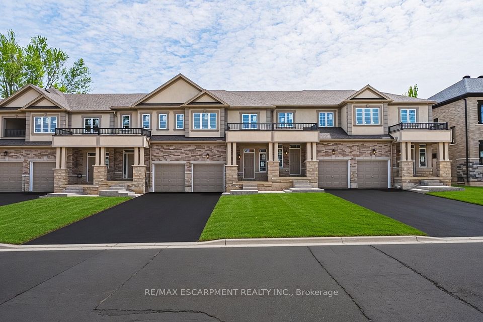 11 Davinci Boulevard, Hamilton, On L9b 1b7