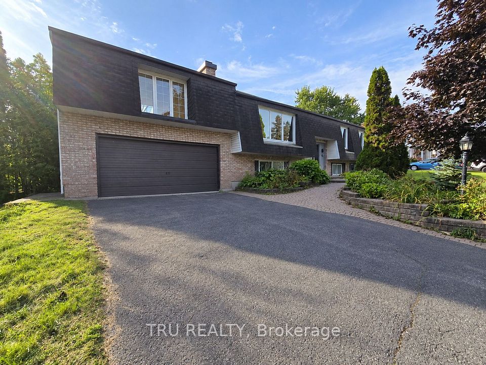 14 Langholm Crescent, Barrhaven, On K2j 1h2