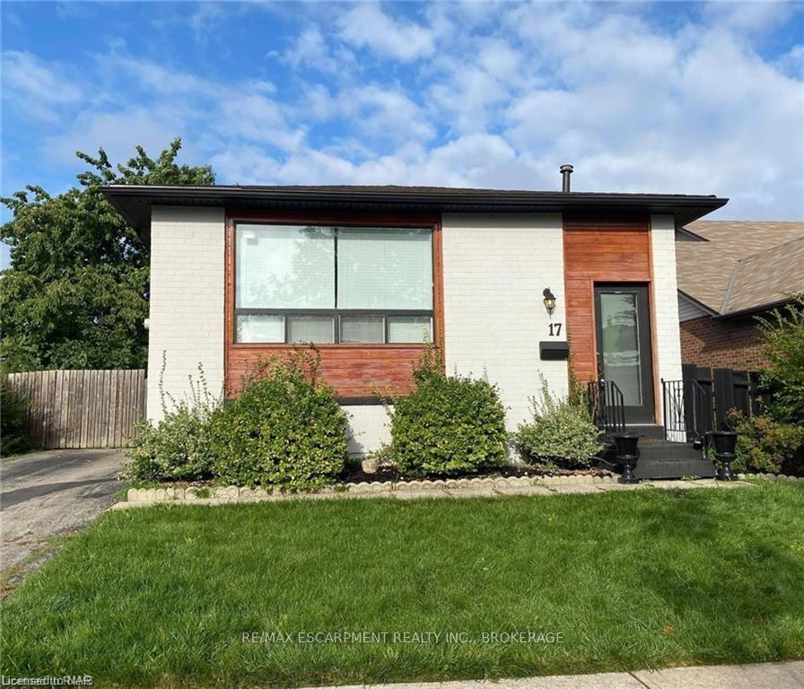 17 Mellenby Street Upper, Hamilton, On L8j 1e6