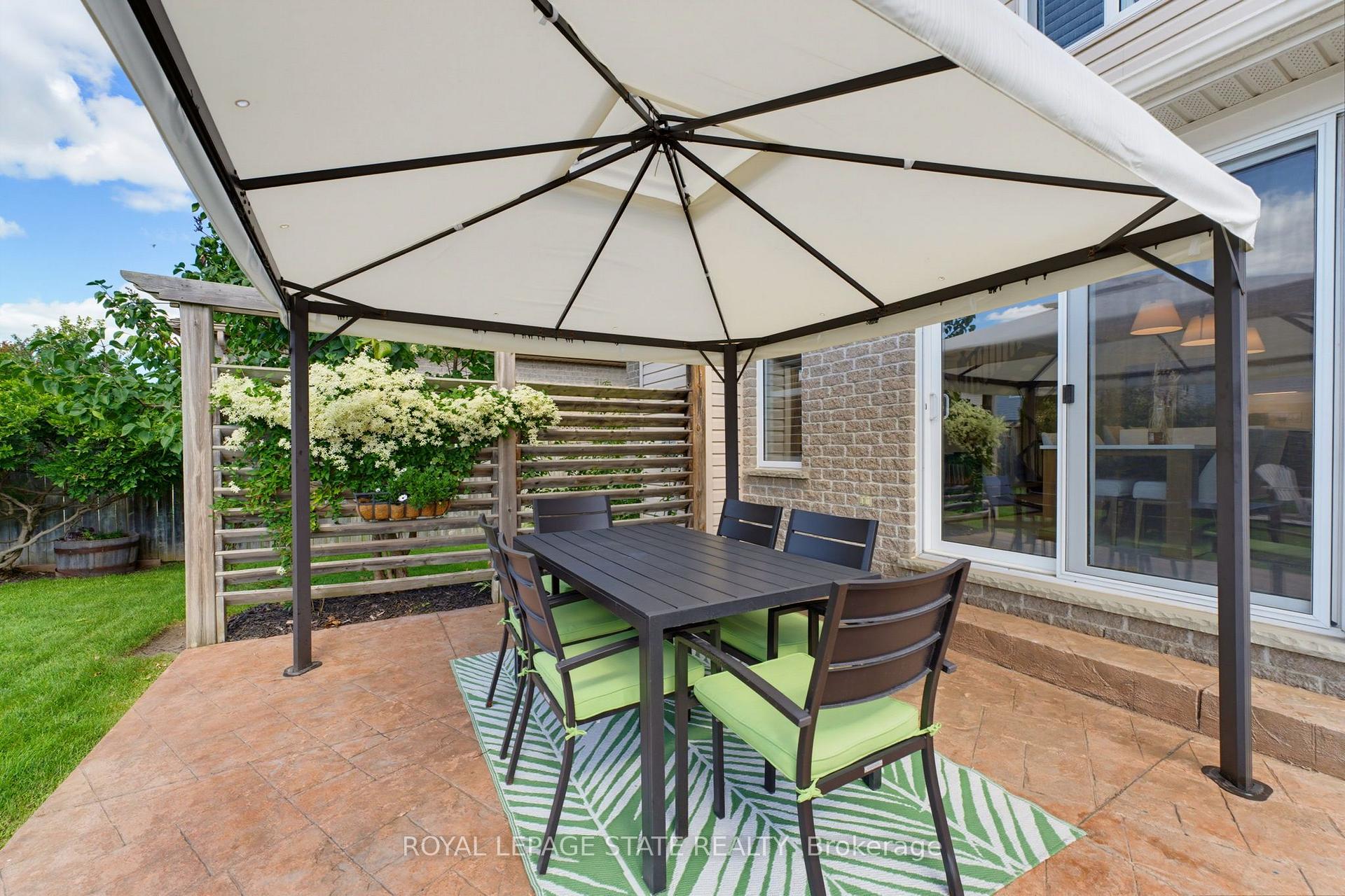 135 Mcnichol Drive, Cambridge, On N1p 1g8