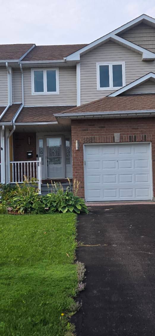 508 Farnham Court, Kingston, On K7m 8y1