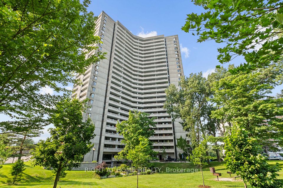 1081 Ambleside Drive 306, Woodroffe, On K2b 8c8
