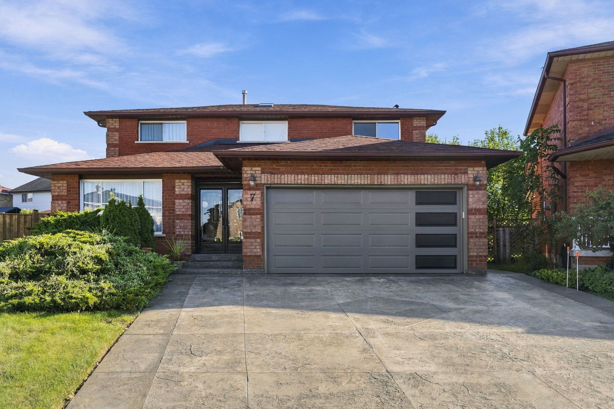 7 Argon Court, Hamilton, On L9c 7e5