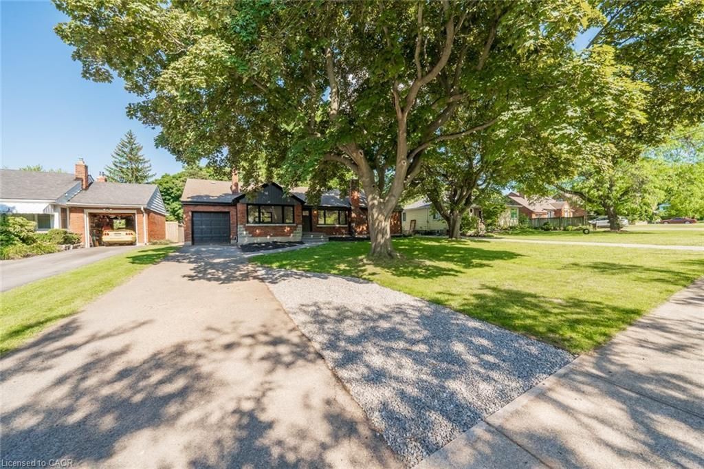 5678 Woodland Boulevard Lower, Niagara Falls, On L2g 5k8