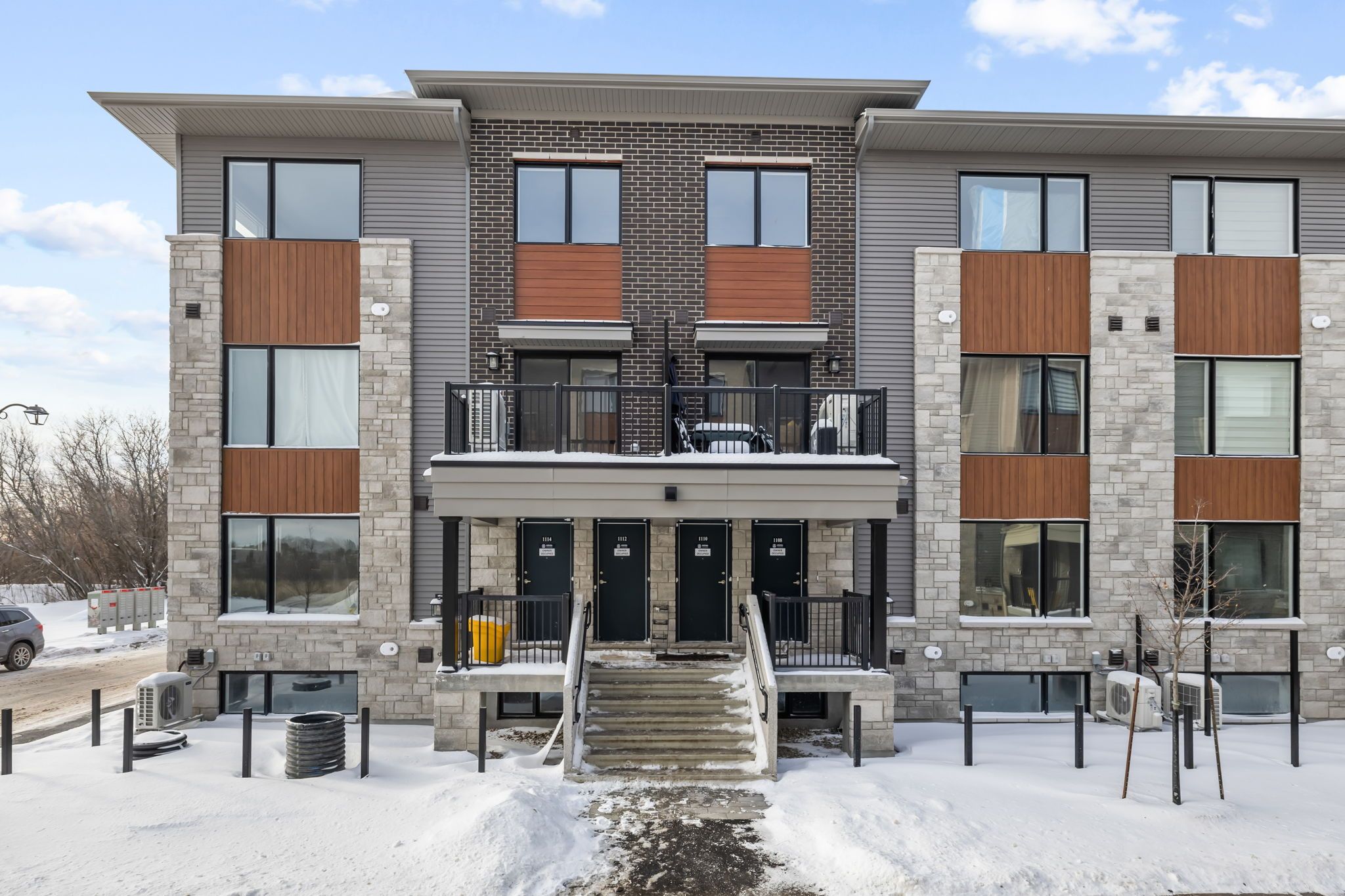 1108 Creekway Private, Kanata, On K2t 0s9