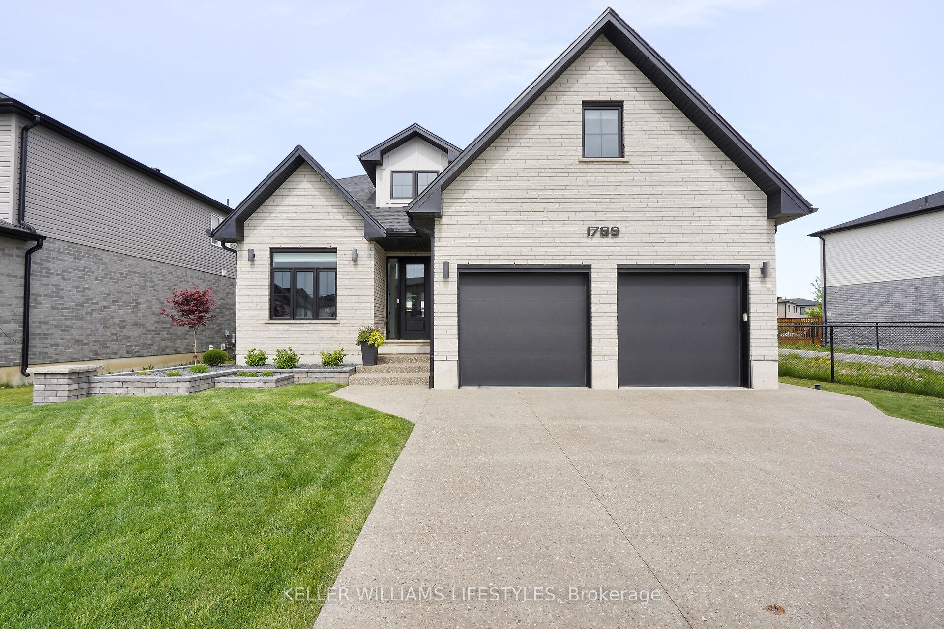 1789 Applerock Avenue, London North, On N6g 2s7