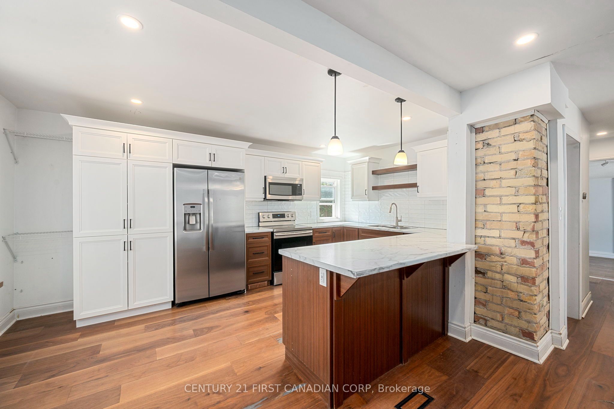229 St Julien Street, London East, On N5z 2n2
