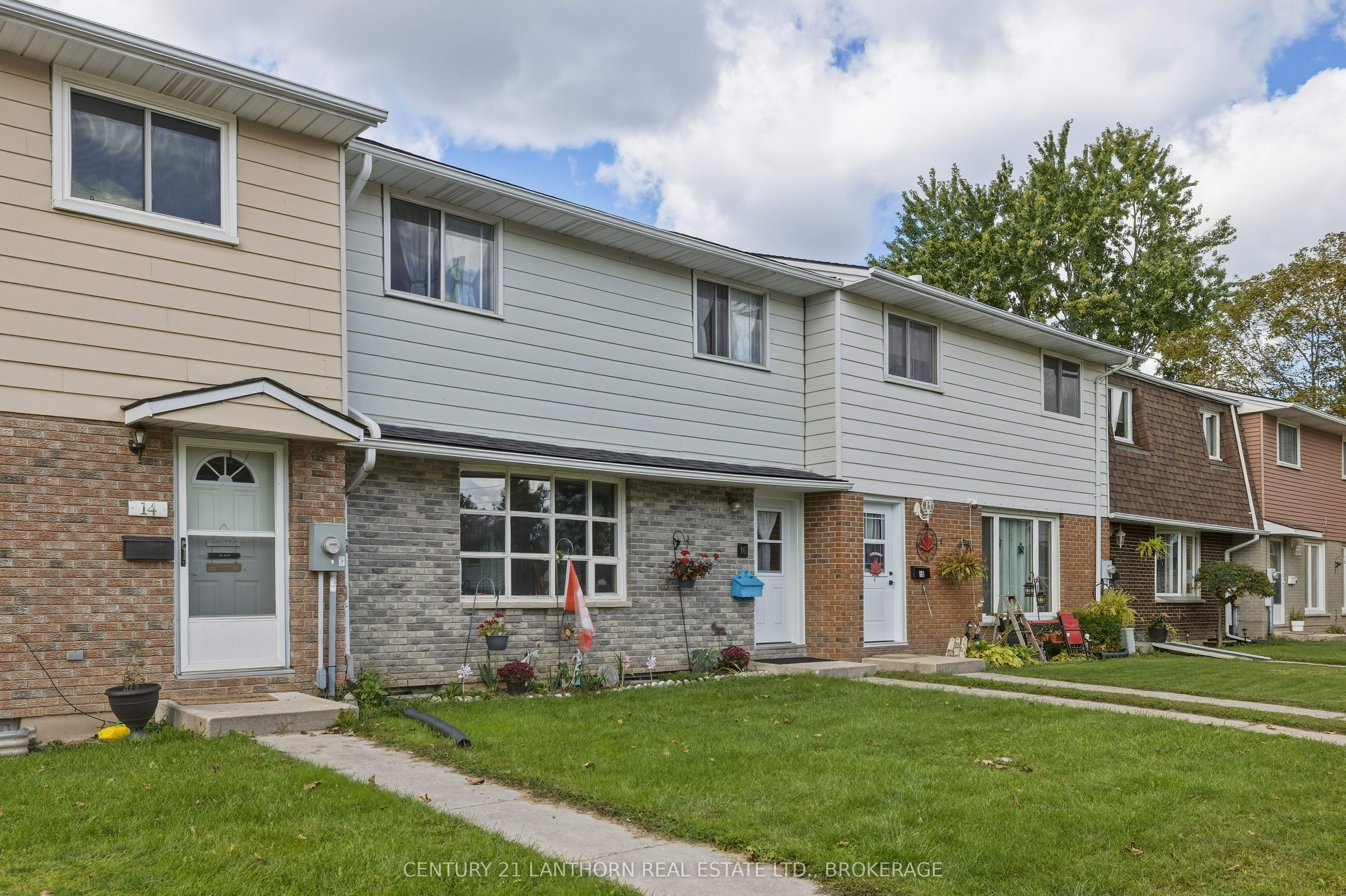 16 Winchester Drive, Greater Napanee, On K7r 3r2