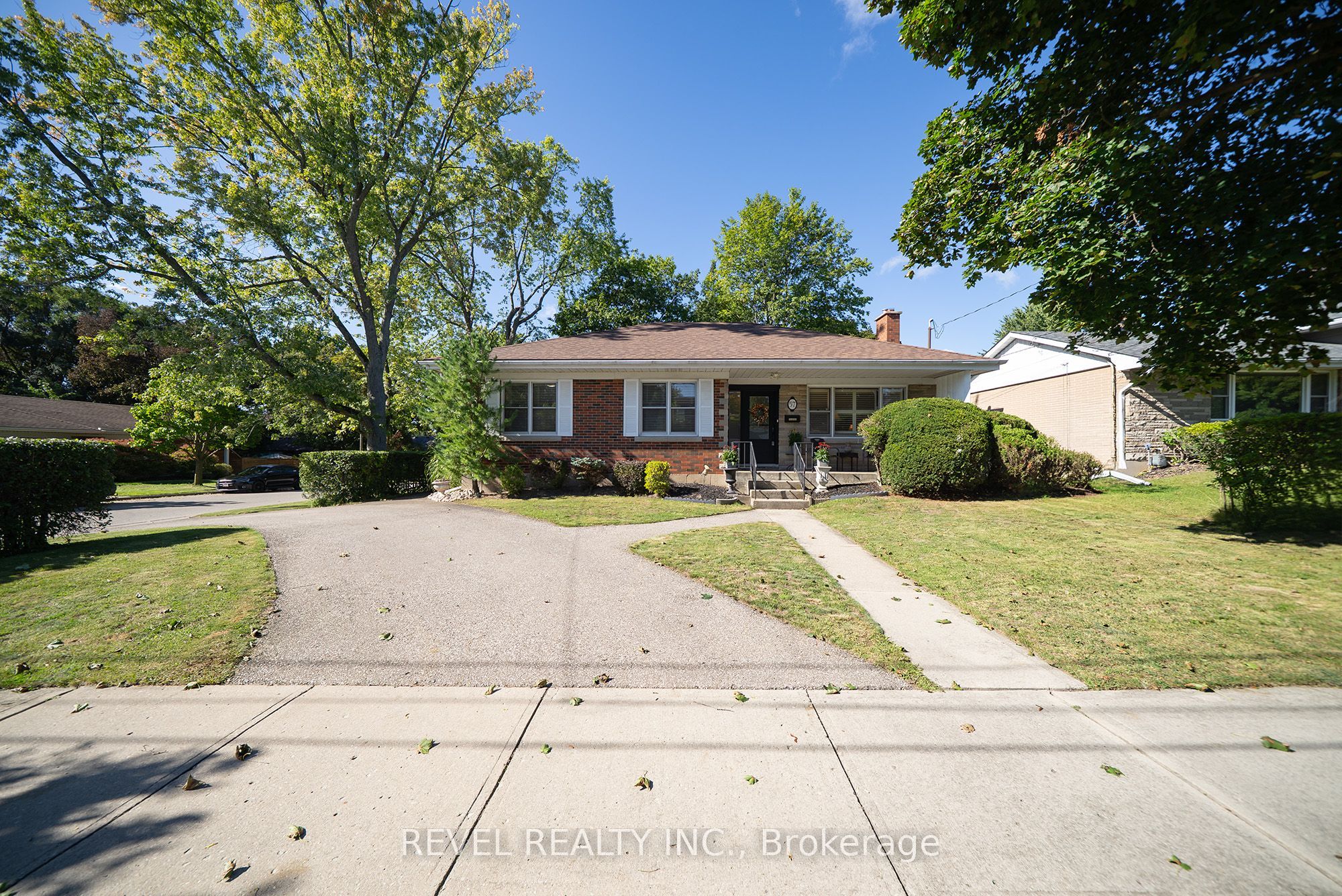 57 Devon Street, Brantford, On N3r 1m5