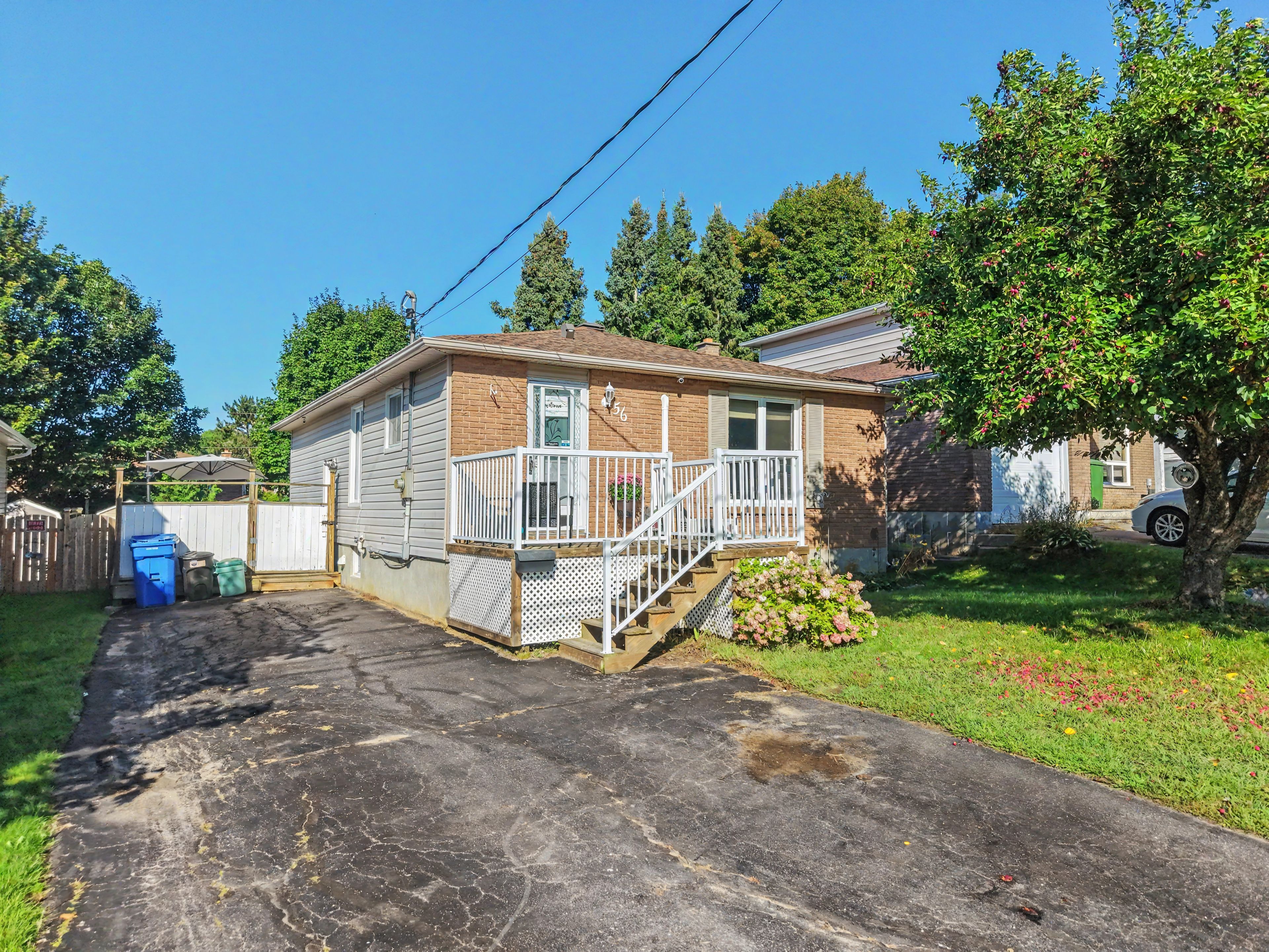 56 Southview Crescent, North Bay, On P1b 8t8
